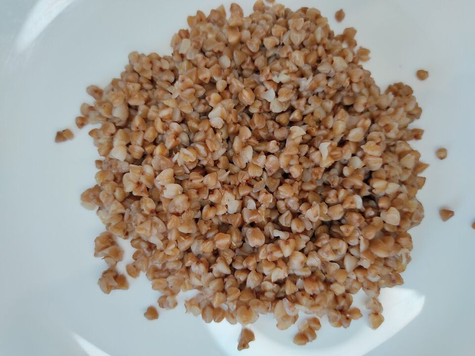 buckwheat porridge for the main diet