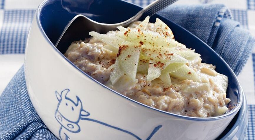 oatmeal with apple for hypoallergenic diet